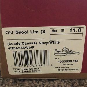 Old Skool Lite Vans. Navy/White. Size 11